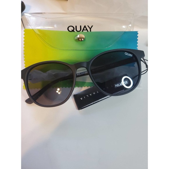 QUAY BLUEPRINT ROUNDED SQUARE SUNGLASSES MATTE BLACK/SMOKE POLARIZED 40569 NEW - Picture 2 of 6